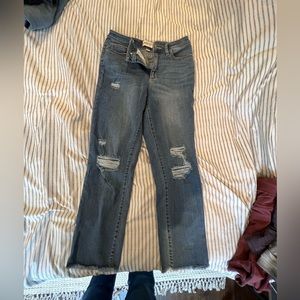 Universal thread high rise slim straight